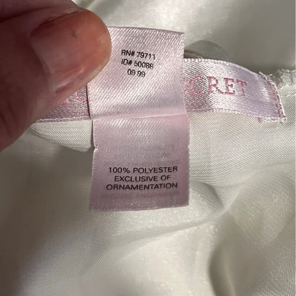 Victorias Secret silky ivory